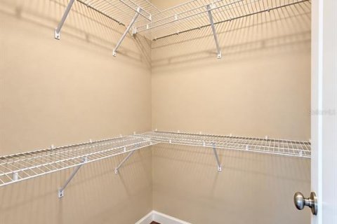 Villa ou maison à louer à Newberry, Floride: 4 chambres, 180.88 m2 № 2435205 - photo 24