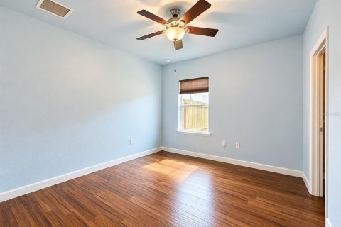 Villa ou maison à louer à Newberry, Floride: 4 chambres, 180.88 m2 № 2435205 - photo 23