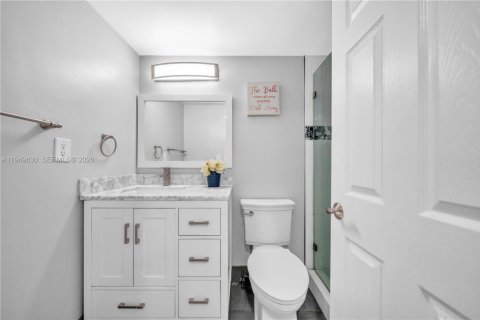 Снять в аренду кондоминиум в Холливуд, Флорида 1 спальня, 54.81м2, № 2005421 - фото 12