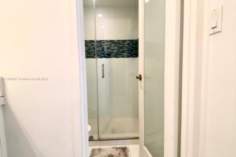 Снять в аренду кондоминиум в Майами-Бич, Флорида 49.24м2, № 1971436 - фото 5