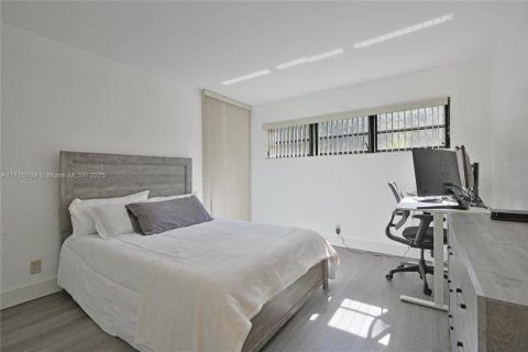 Copropriété à vendre à Tamarac, Floride: 2 chambres, 91.51 m2 № 1697741 - photo 17