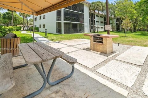 Copropriété à vendre à Tamarac, Floride: 2 chambres, 91.51 m2 № 1697741 - photo 29