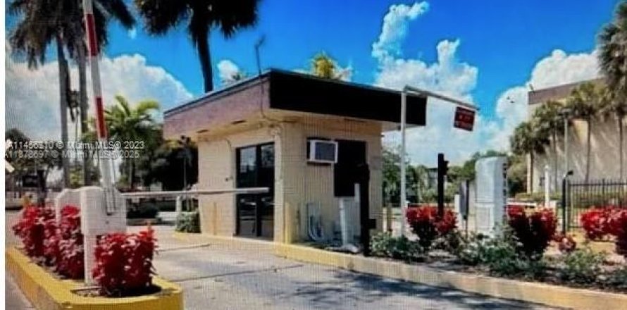 Condo à Lauderdale Lakes, Floride, 1 chambre  № 1946897
