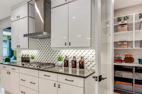 Villa ou maison à vendre à DeLand, Floride: 3 chambres, 231.33 m2 № 2310510 - photo 7