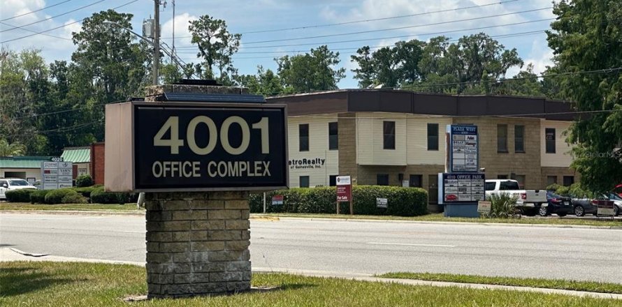 Propiedad comercial en Gainesville, Florida 139.35 m2 № 1915520