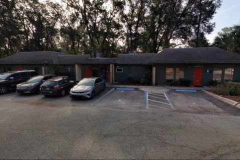 Propiedad comercial en alquiler en Gainesville, Florida, 139.35 m2 № 1915520 - foto 2