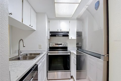 Condominio en venta en New Port Richey, Florida, 1 dormitorio, 67.63 m2 № 2098878 - foto 13
