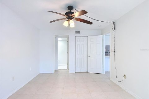 Condominio en venta en New Port Richey, Florida, 1 dormitorio, 67.63 m2 № 2098878 - foto 20