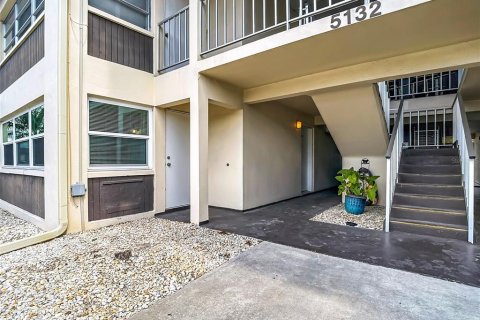 Condominio en venta en New Port Richey, Florida, 1 dormitorio, 67.63 m2 № 2098878 - foto 30