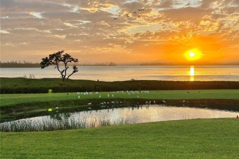 Condo in Bradenton, Florida, 2 bedrooms  № 1517254 - photo 1
