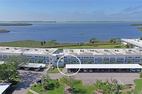 Condo in Bradenton, Florida, 2 bedrooms  № 1517254 - photo 2