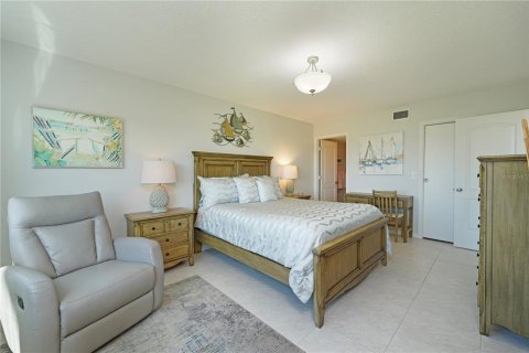 Condo in Bradenton, Florida, 2 bedrooms  № 1517254 - photo 25