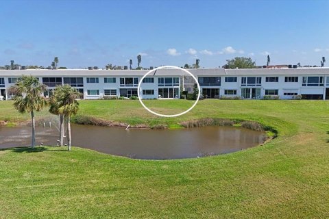 Condo in Bradenton, Florida, 2 bedrooms  № 1517254 - photo 9