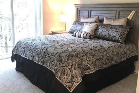 Снять в аренду таунхаус в Юпитер, Флорида 2 спальни, 102.29м2, № 2057405 - фото 12