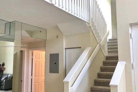 Снять в аренду таунхаус в Юпитер, Флорида 2 спальни, 102.29м2, № 2057405 - фото 10