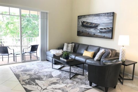 Снять в аренду таунхаус в Юпитер, Флорида 2 спальни, 102.29м2, № 2057405 - фото 18