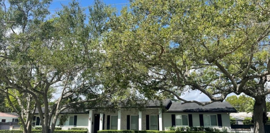 Villa ou maison à Palmetto Bay, Floride 3 chambres, 187.29 m2 № 1852089