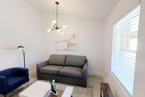 Villa ou maison à Miami, Floride 1 chambre, 46.45 m2 № 2178385