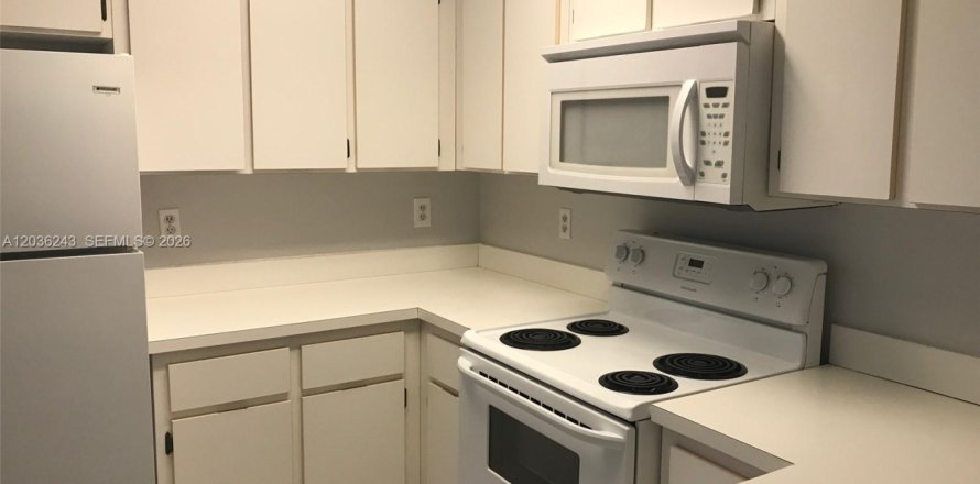 Condo à Miami, Floride, 2 chambres  № 2084258