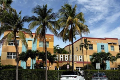 Condominio en venta en Miami Beach, Florida, 1 dormitorio, 62.24 m2 № 2258036 - foto 28