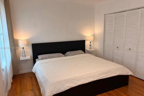 Condominio en venta en Miami Beach, Florida, 1 dormitorio, 62.24 m2 № 2258036 - foto 20