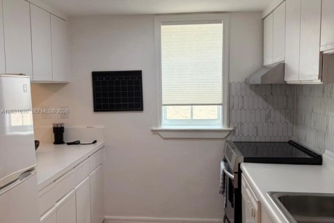 Condominio en venta en Miami Beach, Florida, 1 dormitorio, 62.24 m2 № 2258036 - foto 24