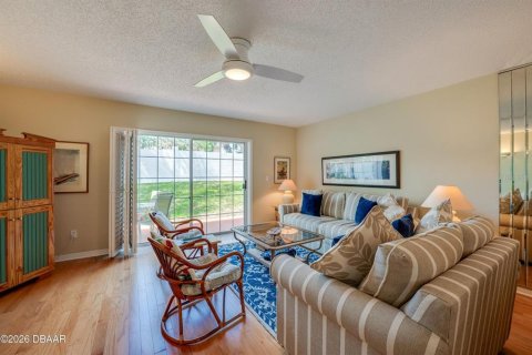 Adosado en venta en Daytona Beach, Florida, 2 dormitorios, 132.66 m2 № 2216377 - foto 9