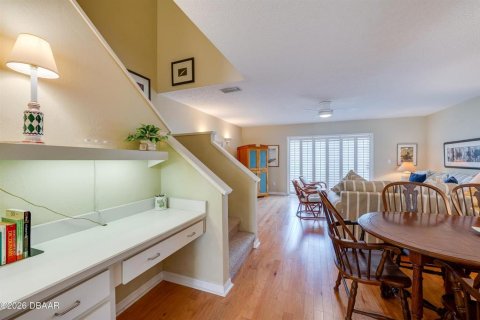 Adosado en venta en Daytona Beach, Florida, 2 dormitorios, 132.66 m2 № 2216377 - foto 8