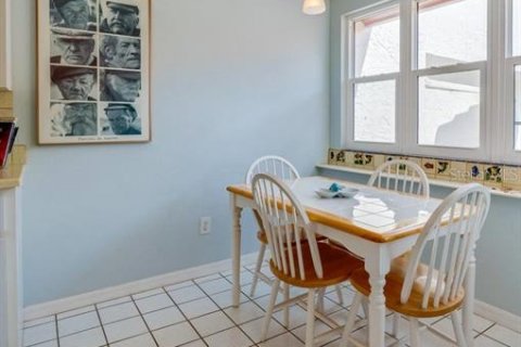 Adosado en venta en Daytona Beach, Florida, 2 dormitorios, 132.66 m2 № 2216377 - foto 19