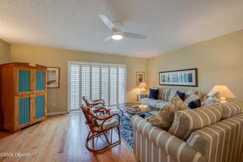 Adosado en venta en Daytona Beach, Florida, 2 dormitorios, 132.66 m2 № 2216377 - foto 10