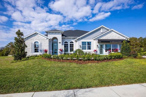 House in Apopka, Florida 5 bedrooms, 368.08 sq.m. № 1755382 - photo 2