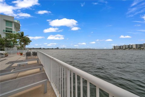 Copropriété à louer à Miami Beach, Floride: 1 chambre, 67.82 m2 № 1956779 - photo 14