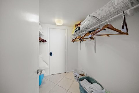 Condominio en venta en Sarasota, Florida, 2 dormitorios, 143.81 m2 № 1587311 - foto 19
