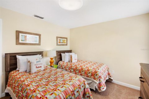 Casa en venta en Kissimmee, Florida, 5 dormitorios, 280.1 m2 № 2383830 - foto 27