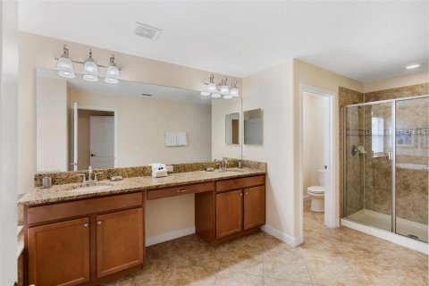 Casa en venta en Kissimmee, Florida, 5 dormitorios, 280.1 m2 № 2383830 - foto 20