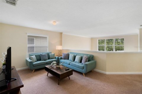 Casa en venta en Kissimmee, Florida, 5 dormitorios, 280.1 m2 № 2383830 - foto 23
