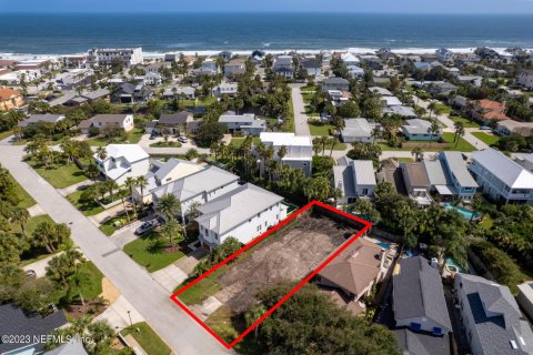 House in Jacksonville Beach, Florida 4 bedrooms, 319.31 sq.m. № 774018 - photo 1