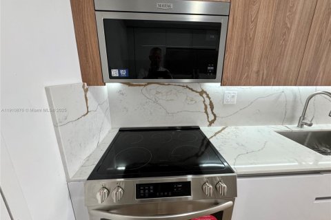 Condo in Aventura, Florida, 2 bedrooms  № 2013221