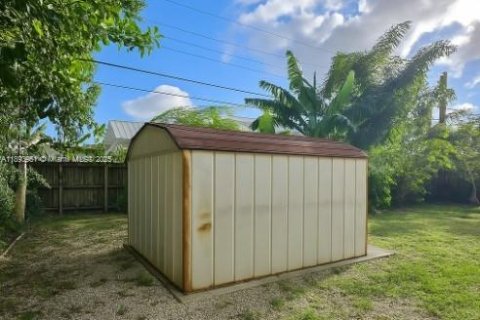 Villa ou maison à vendre à Miami, Floride: 4 chambres, 201.88 m2 № 1950471 - photo 30