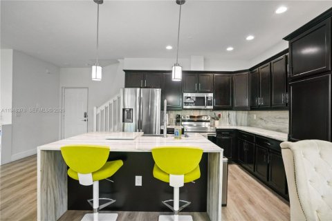 Купить таунхаус в Купер-Сити, Флорида 3 спальни, 164.44м2, № 2007665 - фото 10