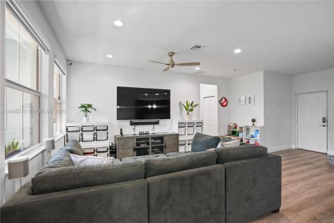 Купить таунхаус в Купер-Сити, Флорида 3 спальни, 164.44м2, № 2007665 - фото 5