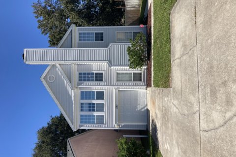 Villa ou maison à louer à Jacksonville, Floride: 3 chambres, 134.89 m2 № 865910 - photo 1