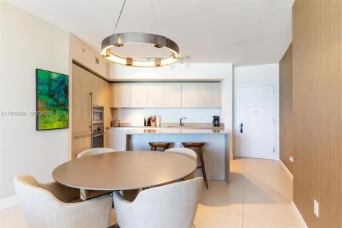 Condominio en venta en Hollywood, Florida, 1 dormitorio, 78.97 m2 № 2035131 - foto 9
