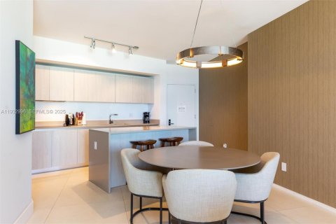 Condominio en venta en Hollywood, Florida, 1 dormitorio, 78.97 m2 № 2035131 - foto 8