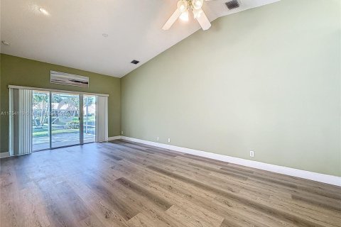 Casa en venta en Boynton Beach, Florida, 3 dormitorios, 121.14 m2 № 1726067 - foto 7