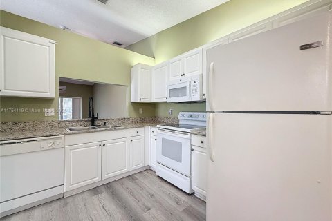 Casa en venta en Boynton Beach, Florida, 3 dormitorios, 121.14 m2 № 1726067 - foto 12