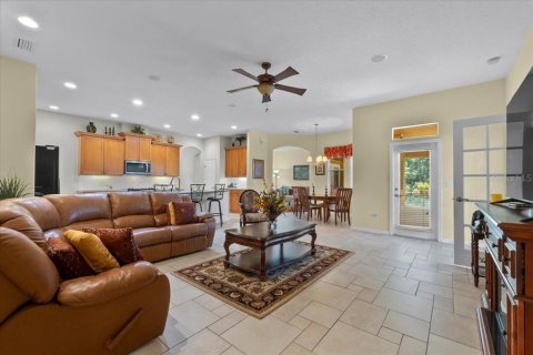 Casa en venta en Orlando, Florida, 3 dormitorios, 227.24 m2 № 1848522 - foto 9