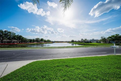 Casa en venta en Trinity, Florida, 2 dormitorios, 176.51 m2 № 2116734 - foto 4