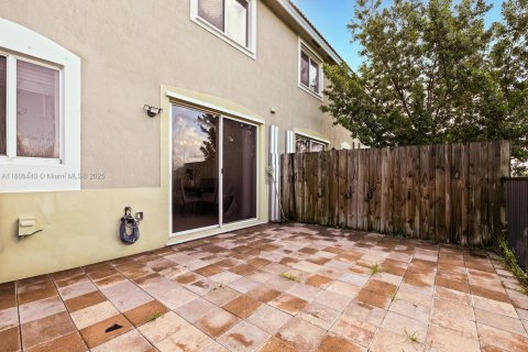 Adosado en venta en Homestead, Florida, 3 dormitorios, 120.96 m2 № 2054667 - foto 14