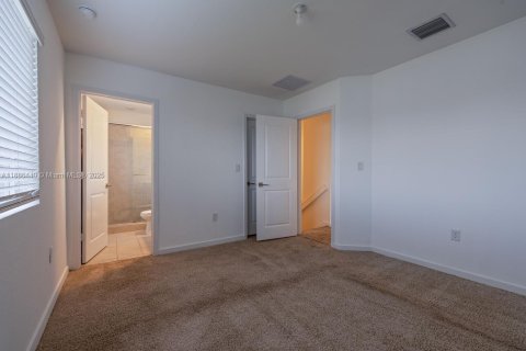 Adosado en venta en Homestead, Florida, 3 dormitorios, 120.96 m2 № 2054667 - foto 9